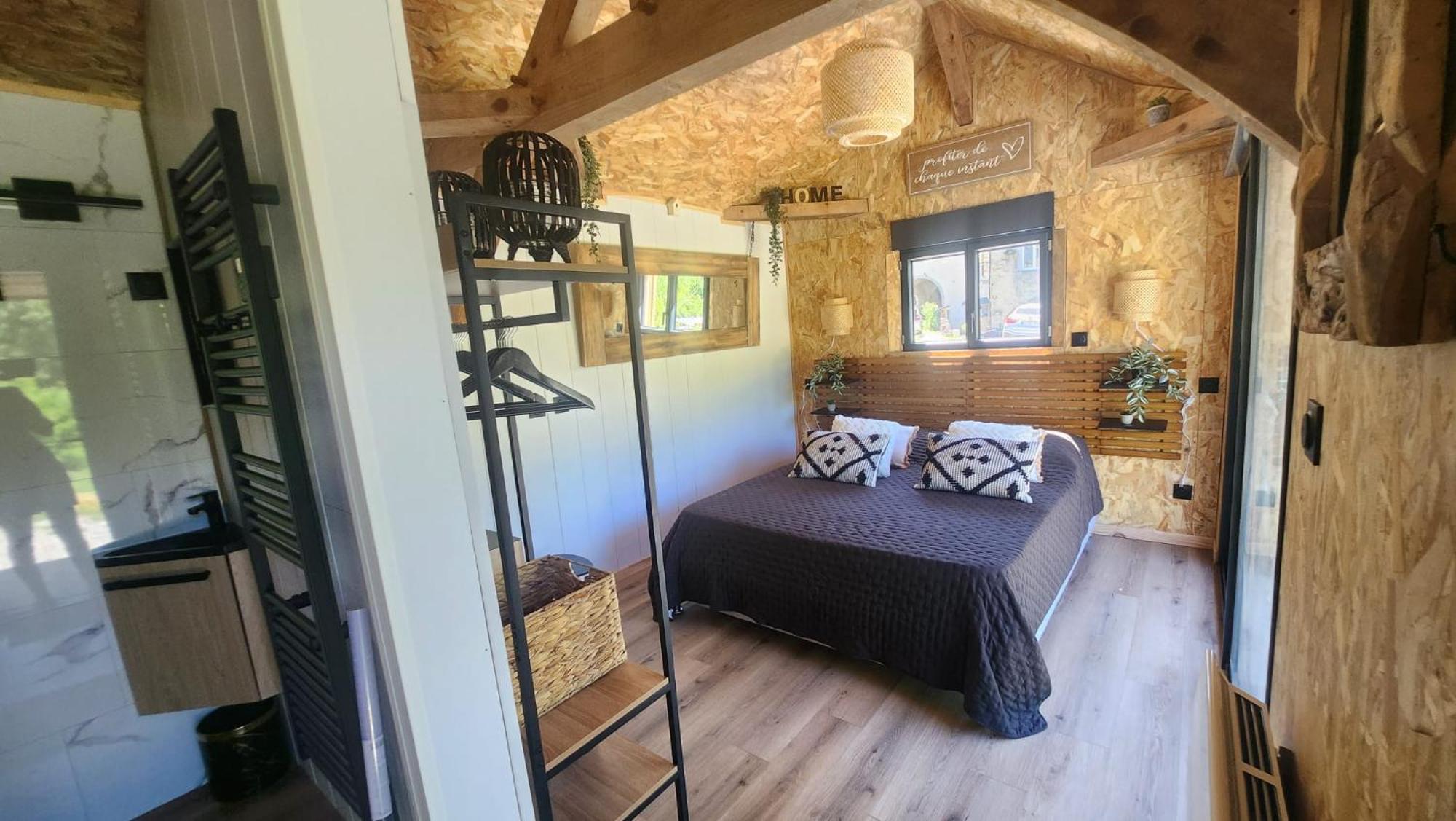 Lodge Du Chateau De Feschaux Villeneuve-sous-Pymont Luaran gambar