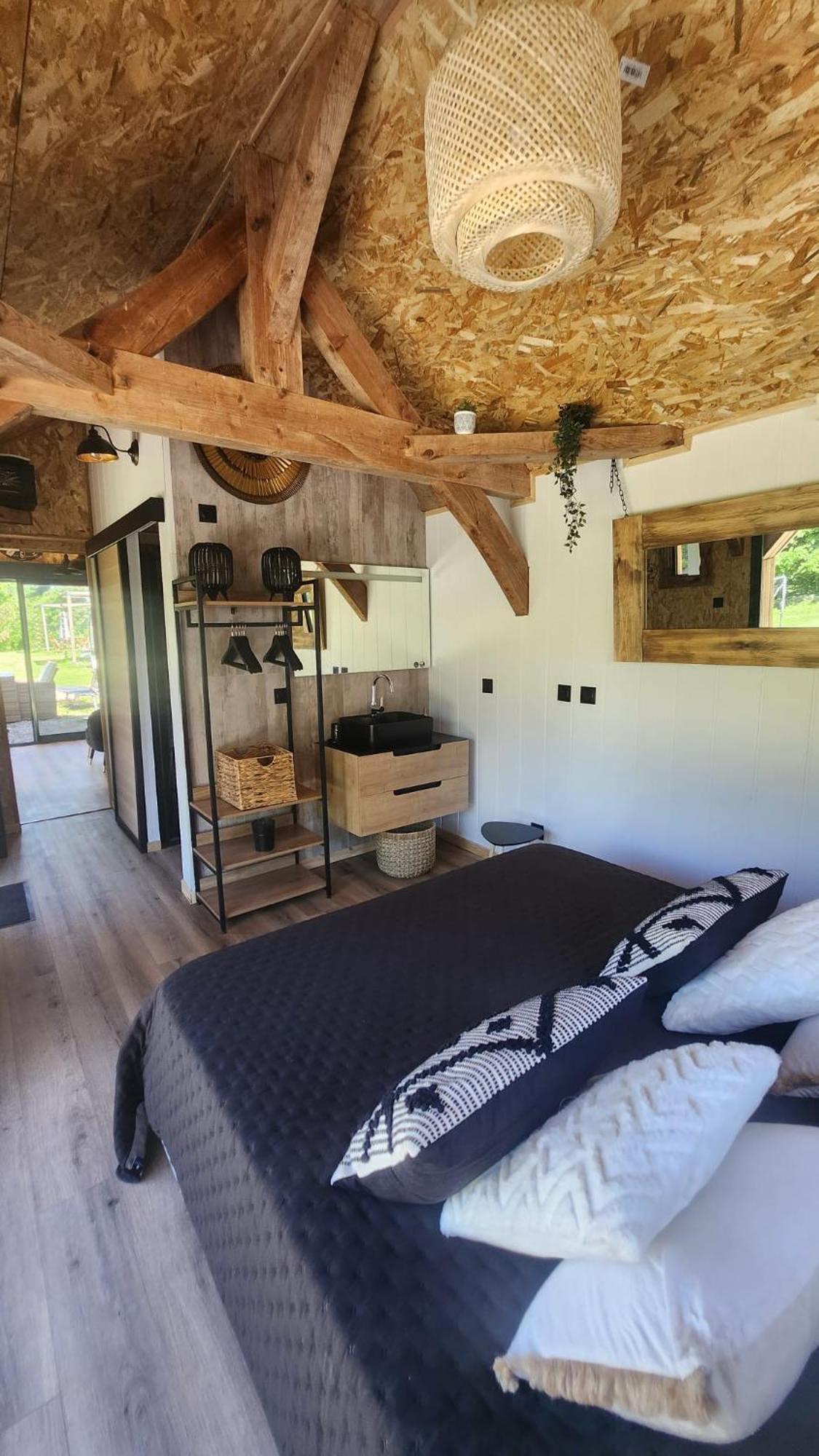 Lodge Du Chateau De Feschaux Villeneuve-sous-Pymont Luaran gambar