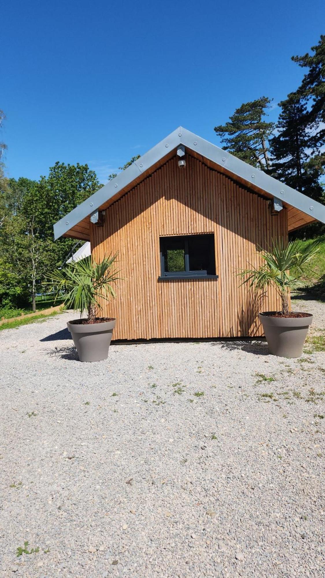 Lodge Du Chateau De Feschaux Villeneuve-sous-Pymont Luaran gambar